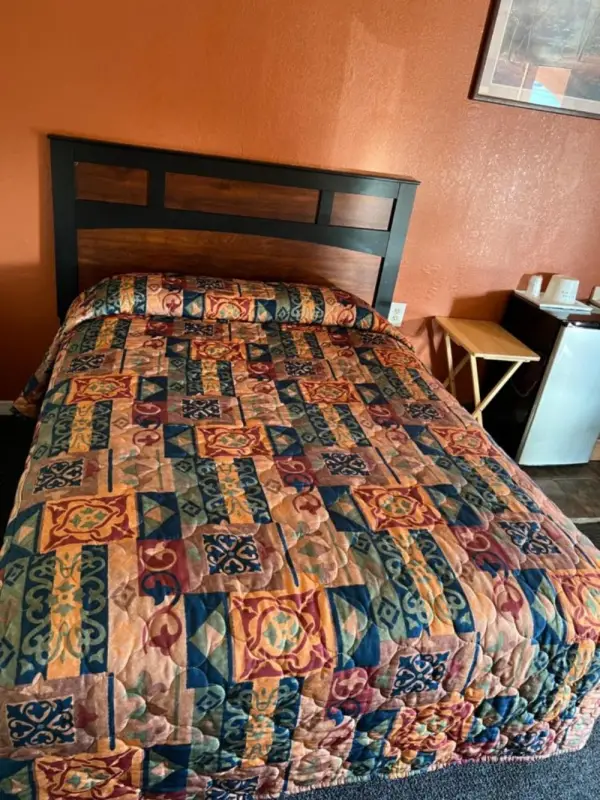 Economy Inn Odessa 8
