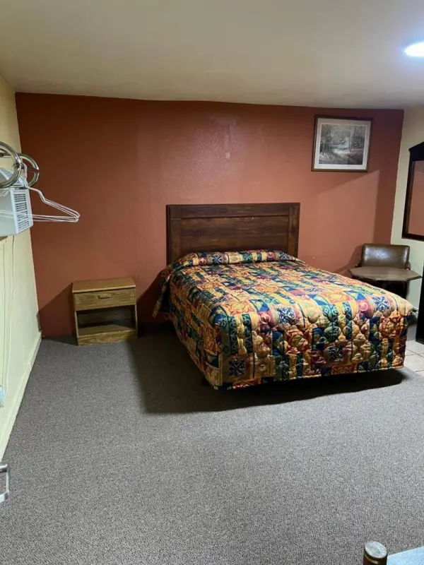 Economy Inn Odessa Main image